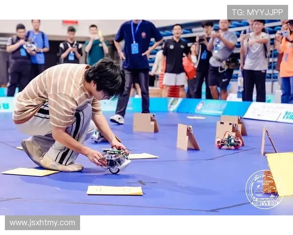 哈尔滨冬季全民健身热潮来袭 天凉心不凉泳者展现无限激情