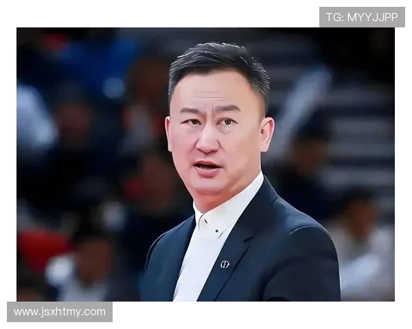 刘维伟小考杨瀚森左手右手拿刀的选择与米奇筷子的灵活运用